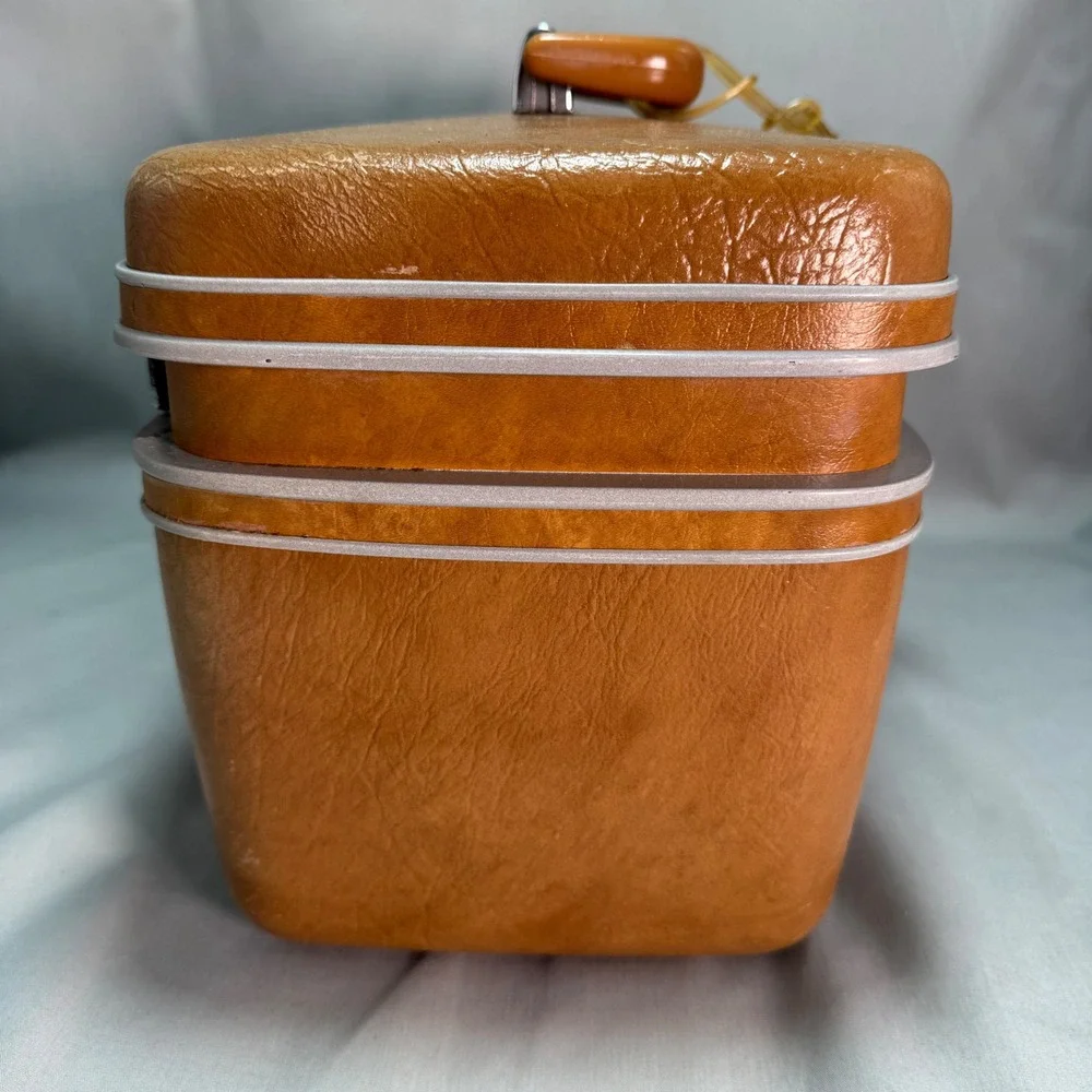 Vintage 1970s Samsonite Train Case Caramel Brown Hardshell Cosmetic Working Prop